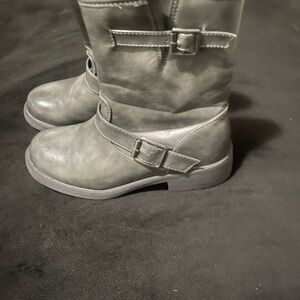 Rue21 Gray Combat Boots